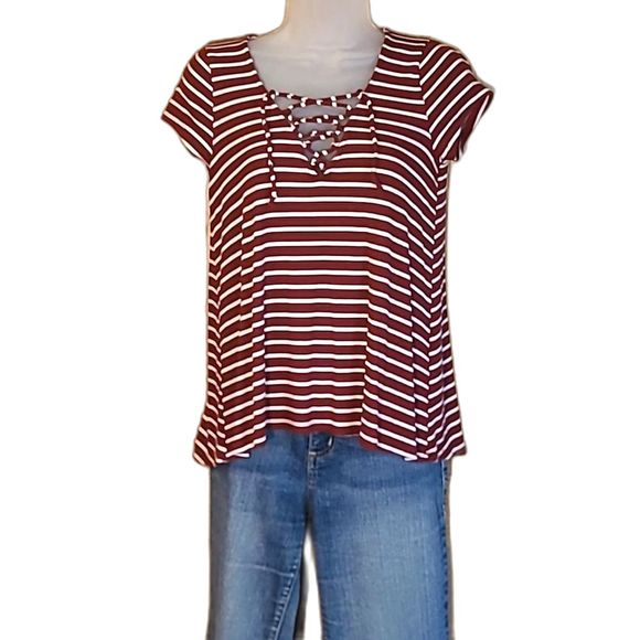 Hollister Lace Up Cut Out Blouse V-Neck Short Sleeve Oversized Striped Flowy Top - Picture 16 of 16